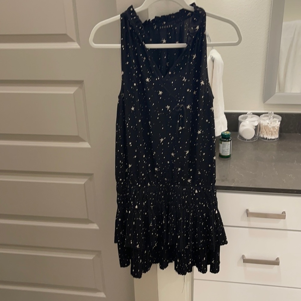 Decker dress size small